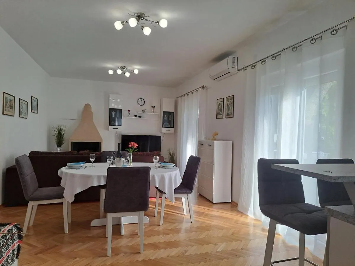 Apartment Rita location